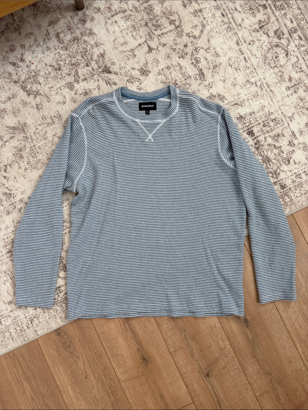Bonobos Men's Light Blue and White Striped Crewneck Sweater